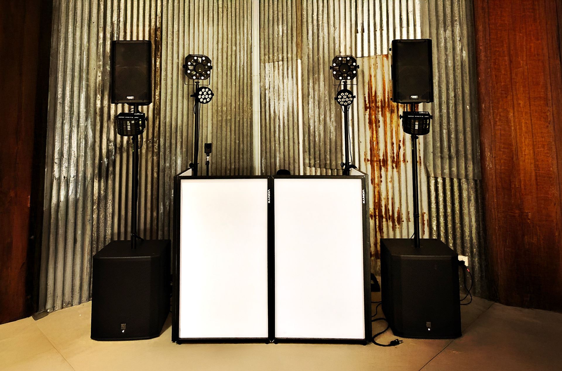 Professional wedding DJ setup at Melbourne wedding venue